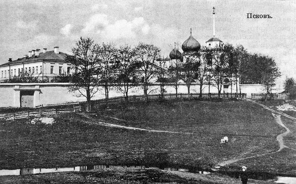 Ивановский монастырь в Пскове